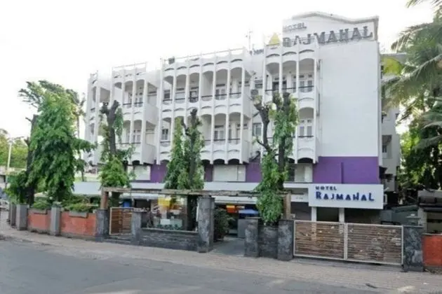 Hotel Rajmahal