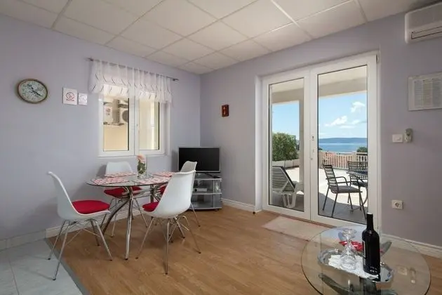 Rajna - 100 m From sea - A1 Crveni - Yerinde Yemek