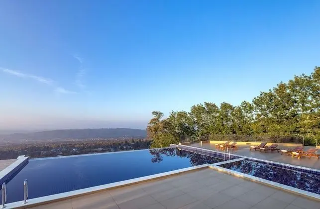 Rakkh Resort, A Member Of Radisson Individuals Retreats - Havuz