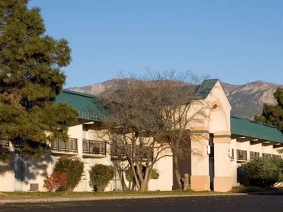 Ramada Albuquerque East