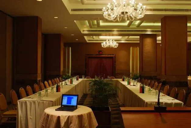 Ramada Colombo - İş / Konferans