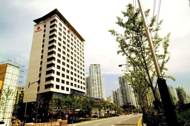 Ramada Hotel Dongtan