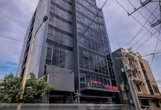 RAMADA ENCORE MAKATI