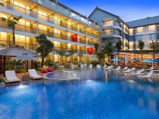 Ramada Encore by Wyndham Bali Seminyak - Havuz