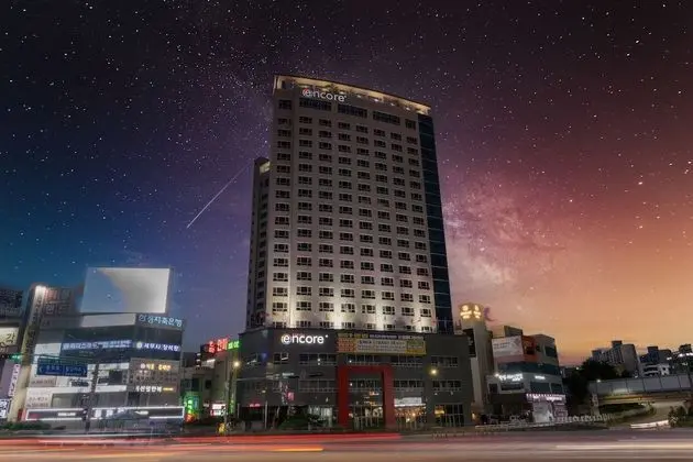 Ramada Encore by Wyndham CheonAn