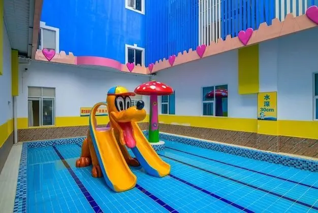 Ramada Encore by Wyndham Guangzhou Panyu - Havuz