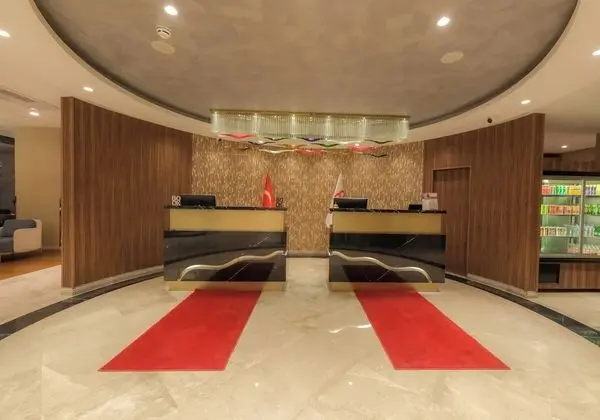 Ramada Encore by Wyndham Konya Karatay - Lobi
