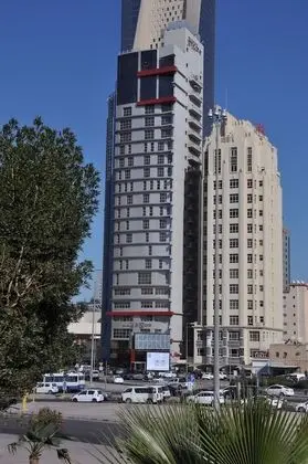 Ramada Encore by Wyndham Kuwait Downtown - Dış Mekan