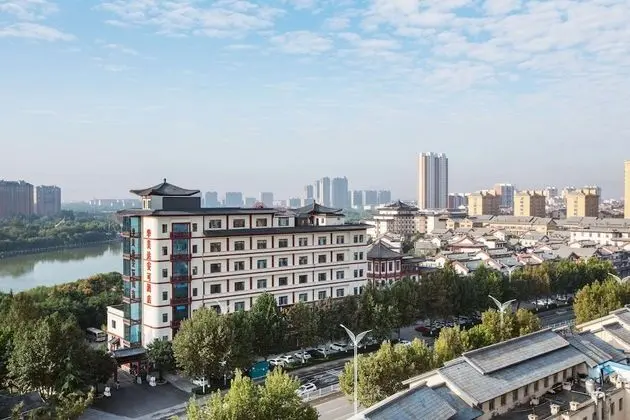 Ramada Encore by Wyndham Linqu Downtown - Dış Mekan