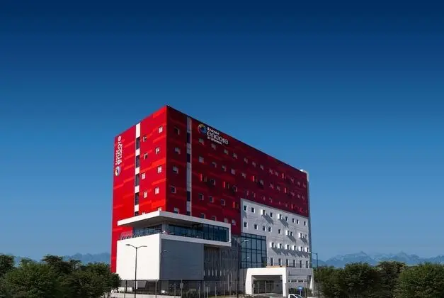 Ramada Encore by Wyndham Monterrey Apodaca Zona Aeropuerto - Dış Mekan
