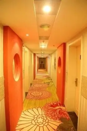 Ramada Encore by Wyndham Qingdao Shinan - İç Mekan