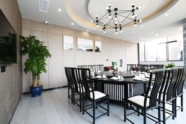 Ramada Encore by Wyndham Shuanglong - Yerinde Yemek