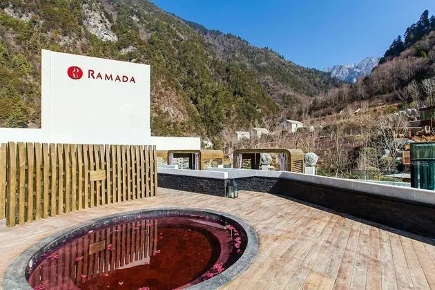 Ramada Guergou - Havuz