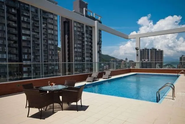 Ramada Hong Kong Harbour View - Havuz