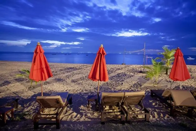 Ramada Khao Lak Resort - Plaj