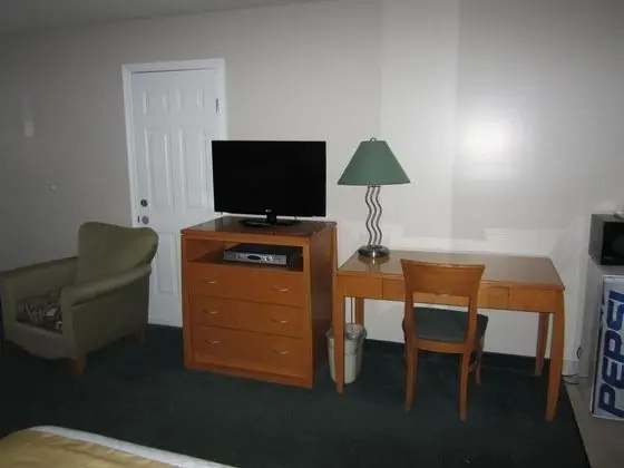 Ramada Limited Merritt