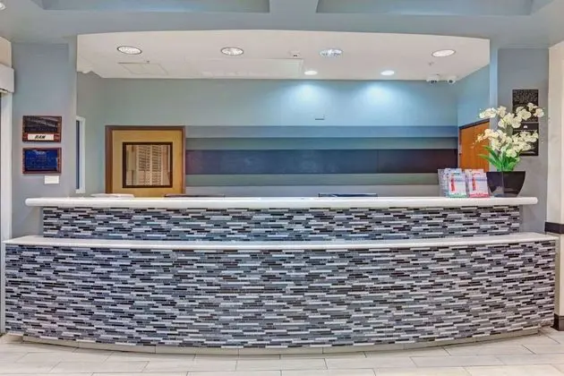 Ramada Limited San Francisco Airport - Lobi