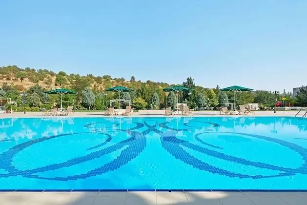 Ramada Plaza by Wyndham Mardin - Havuz