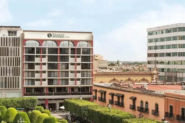 Ramada Plaza Leon