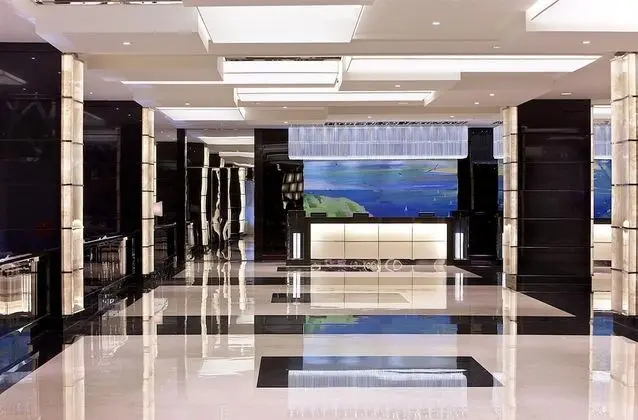 Ramada Plaza Lianyungang - Lobi