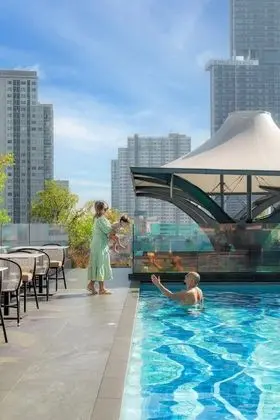 Ramada Plaza by Wyndham Bangkok Sukhumvit 48 - Öne Çıkan Resim