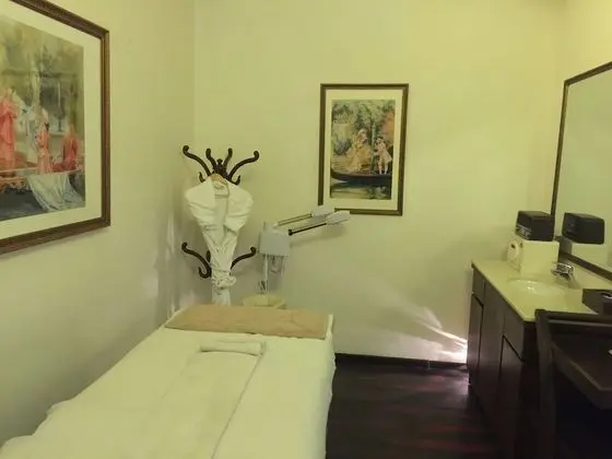 Ramada Plaza by Wyndham Chandigarh Zirakpur - Spa