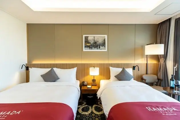 Ramada Plaza by Wyndham Dolsan Yeosu - Oda
