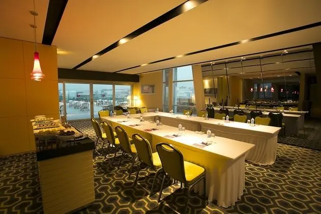Ramada Plaza by Wyndham İstanbul Asia Airport - İş / Konferans