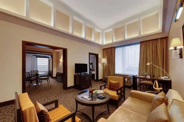 Ramada Plaza by Wyndham JHV Varanasi - Oda