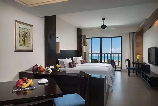 Ramada Plaza by Wyndham Sanya Bay - Oda