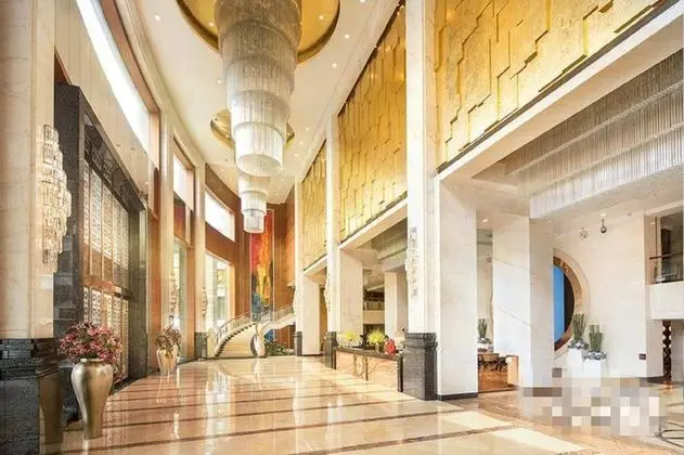 Ramada Shenzhen Baoan - Lobi