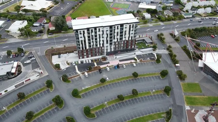 RAMADA SUITES AUCKLAND MANUKAU PACFIC CENTRE