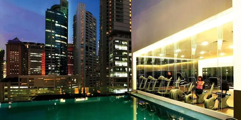 Ramada Suites Kuala Lumpur City Centre - Havuz