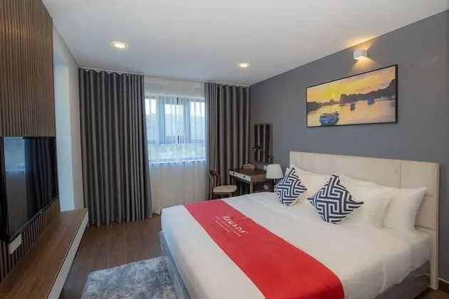 Ramada Hotel & Suites by Wyndham Halong Bay View - Oda