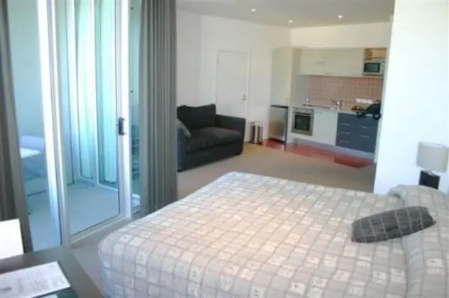 Ramada Suites by Wyndham Nautilus Orewa