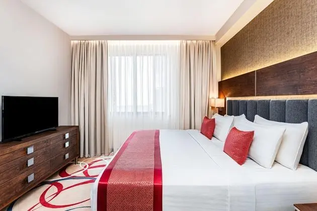 Ramada Hotel Suites by Wyndham Yerevan - Genel
