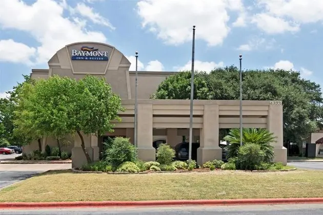 RAMADA BY WYNDHAM AUSTIN SOUTH