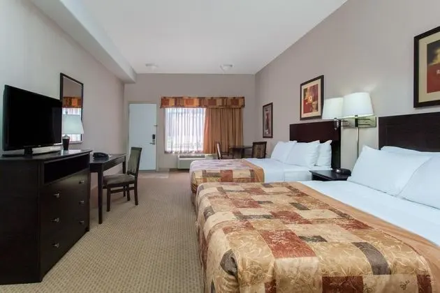 Ramada by Wyndham Brooks - Genel