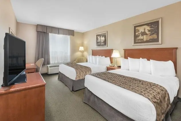 Ramada by Wyndham Clairmont/Grande Prairie
