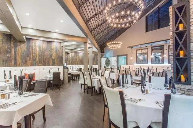 Ramada by Wyndham Cornwall - Genel