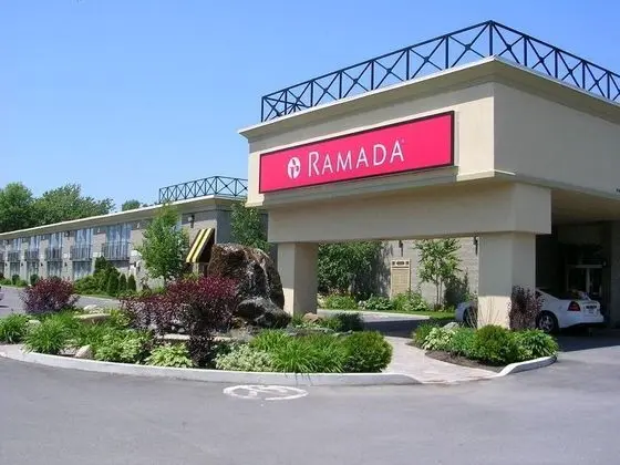 Ramada by Wyndham Cornwall - Genel