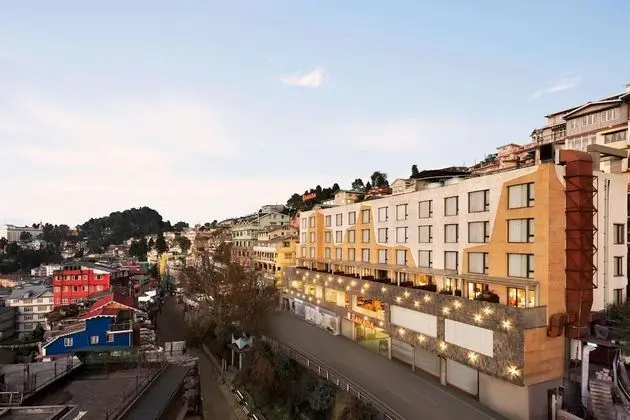 Ramada by Wyndham Darjeeling Gandhi Road - Dış Mekan