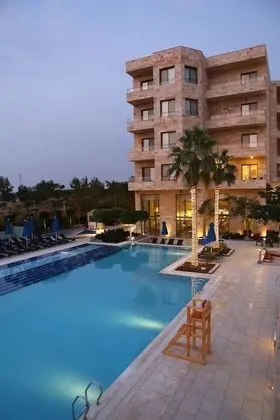 Ramada Resort by Wyndham Dead Sea - Dış Mekan