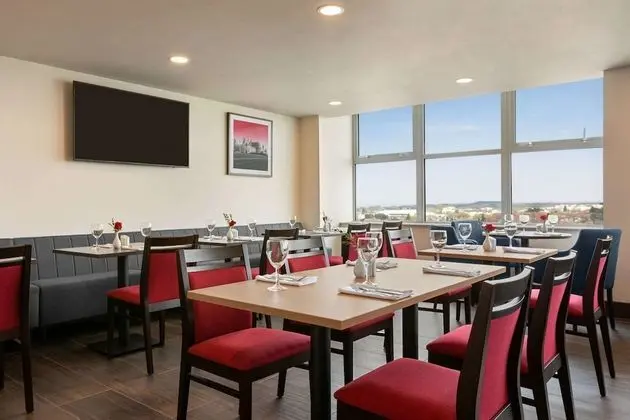 Ramada by Wyndham East Kilbride - Yerinde Yemek