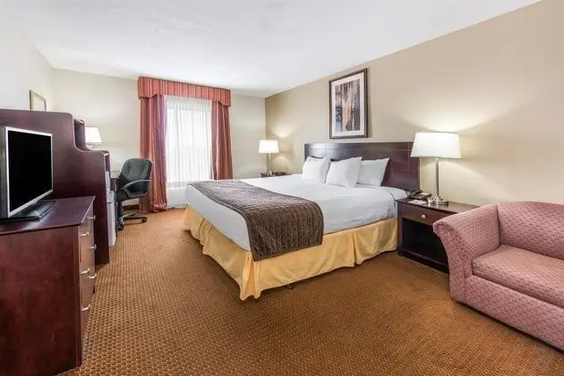 Ramada by Wyndham Elizabethtown