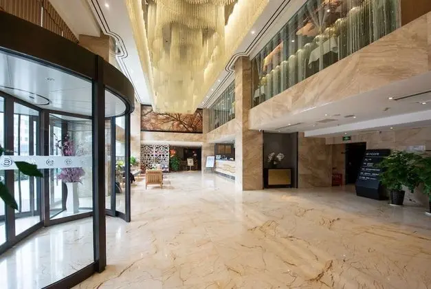 Ramada by Wyndham Encore Kaili West - Lobi
