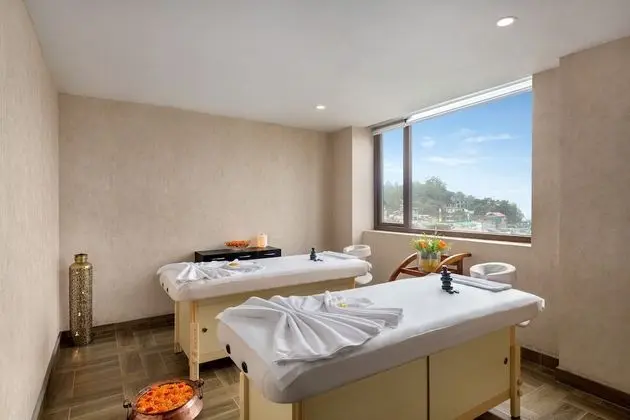 Ramada by Wyndham Gangtok Hotel & Casino Golden - Spa