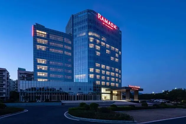 Ramada by Wyndham Guilin Hi-Tech Zone - Dış Mekan