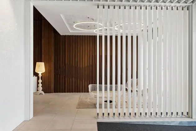 Ramada by Wyndham Hamilton City Center - Dış Mekan