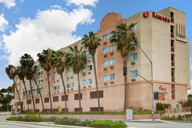 Ramada by Wyndham Hawthorne/LAX - 1